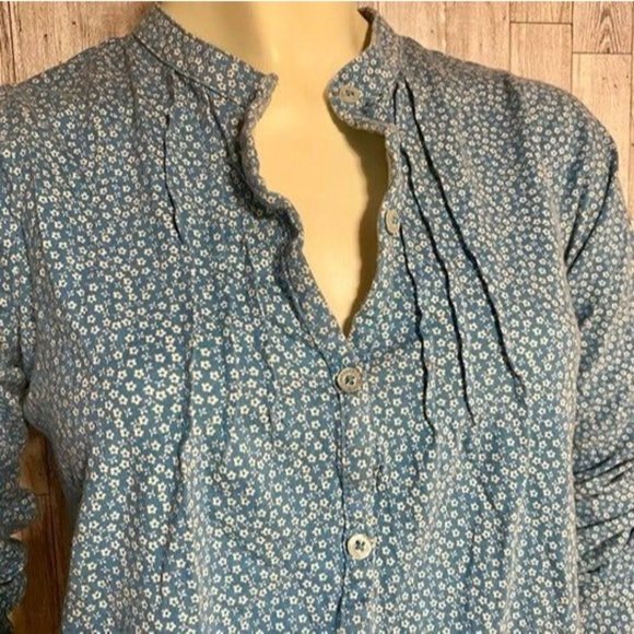 Nautica Blue Henley Blouse with Small White Flowers by Land's End Size M 10-12 - Picture 3 of 6